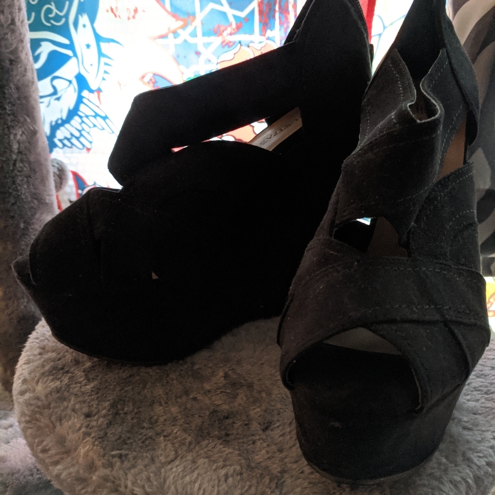Shoes